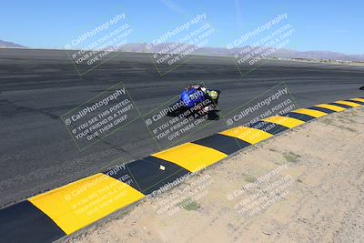 media/May-06-2024-Moto Forza (Mon) [[b33359f27d]]/1-Advanced/Session 2 (Bowl)/